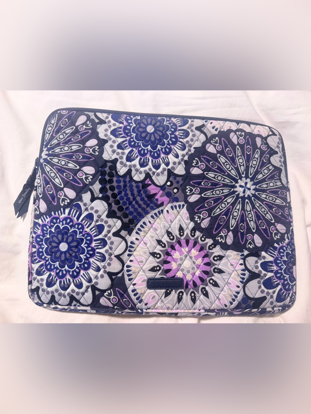 Vera Bradley Quilted Floral Laptop Bag, Excellent Condition - Picture 2 of 5